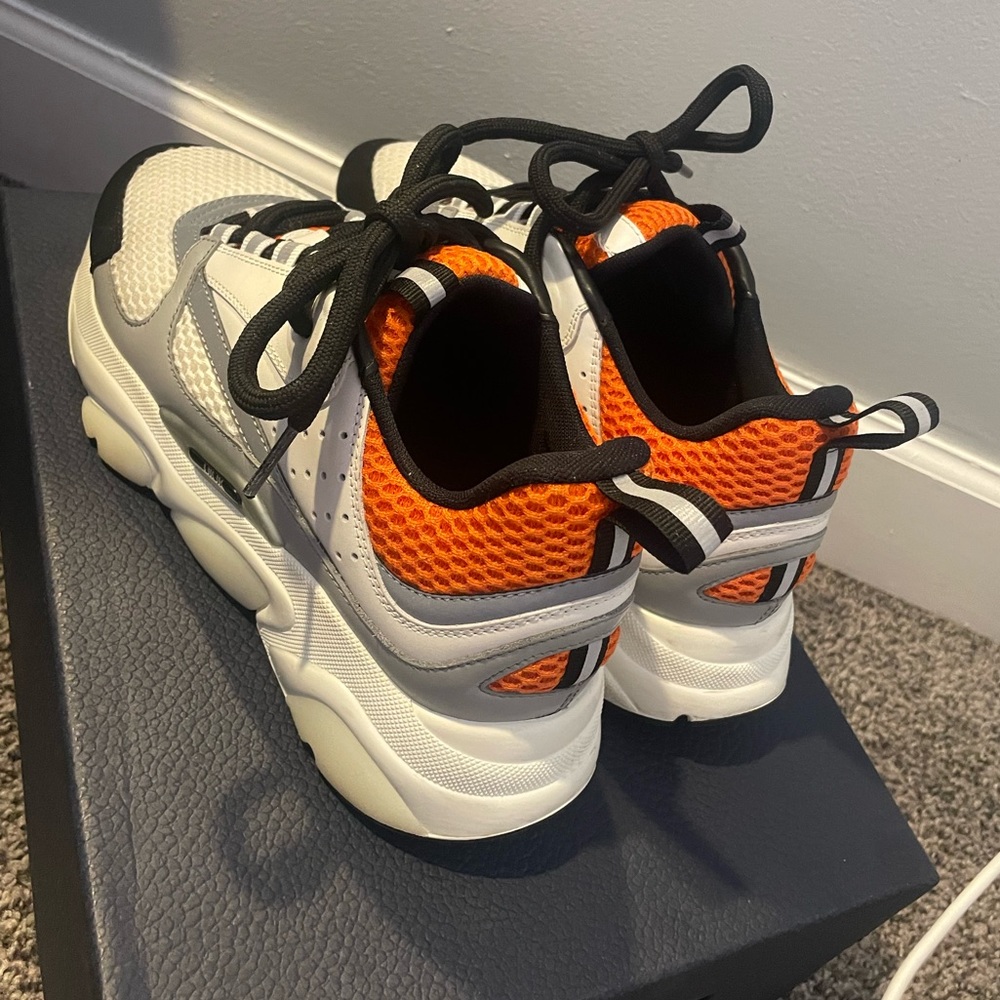Dior Runners - Picture 2 of 5